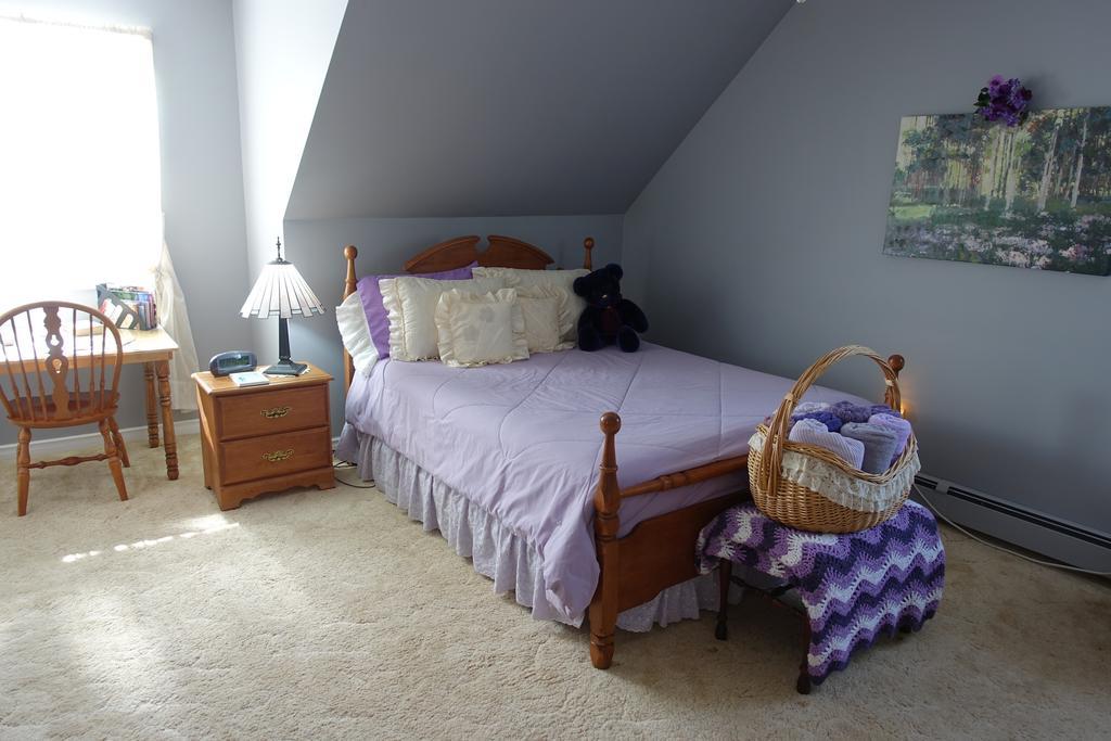 Slumber Westhill B&B Charlottetown Room photo